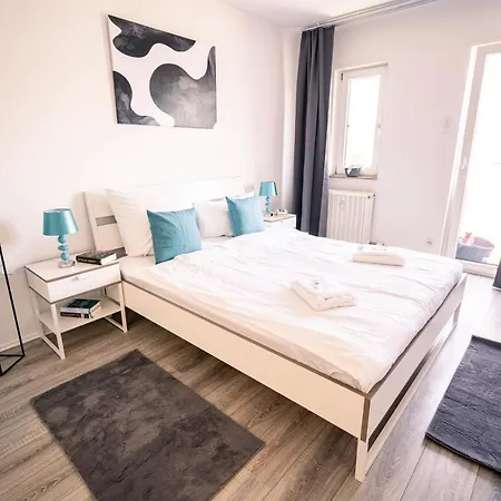 - 5 Min To Hbf Apartment